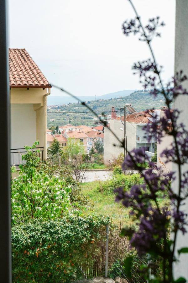 Veria Panorama Luxury Suite With Garden. Exterior photo
